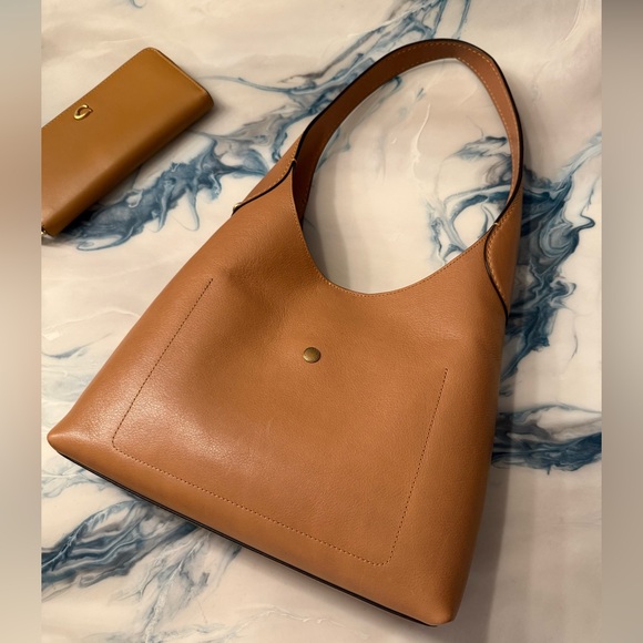 Coach Brooklyn Shoulder Bag 28 in Honey Brown - Picture 10 of 12